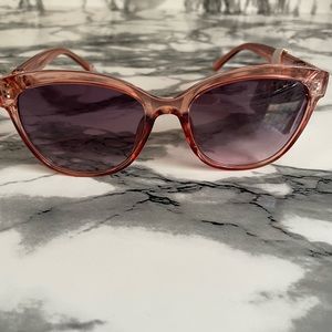 Ophelia Roe Sunglasses